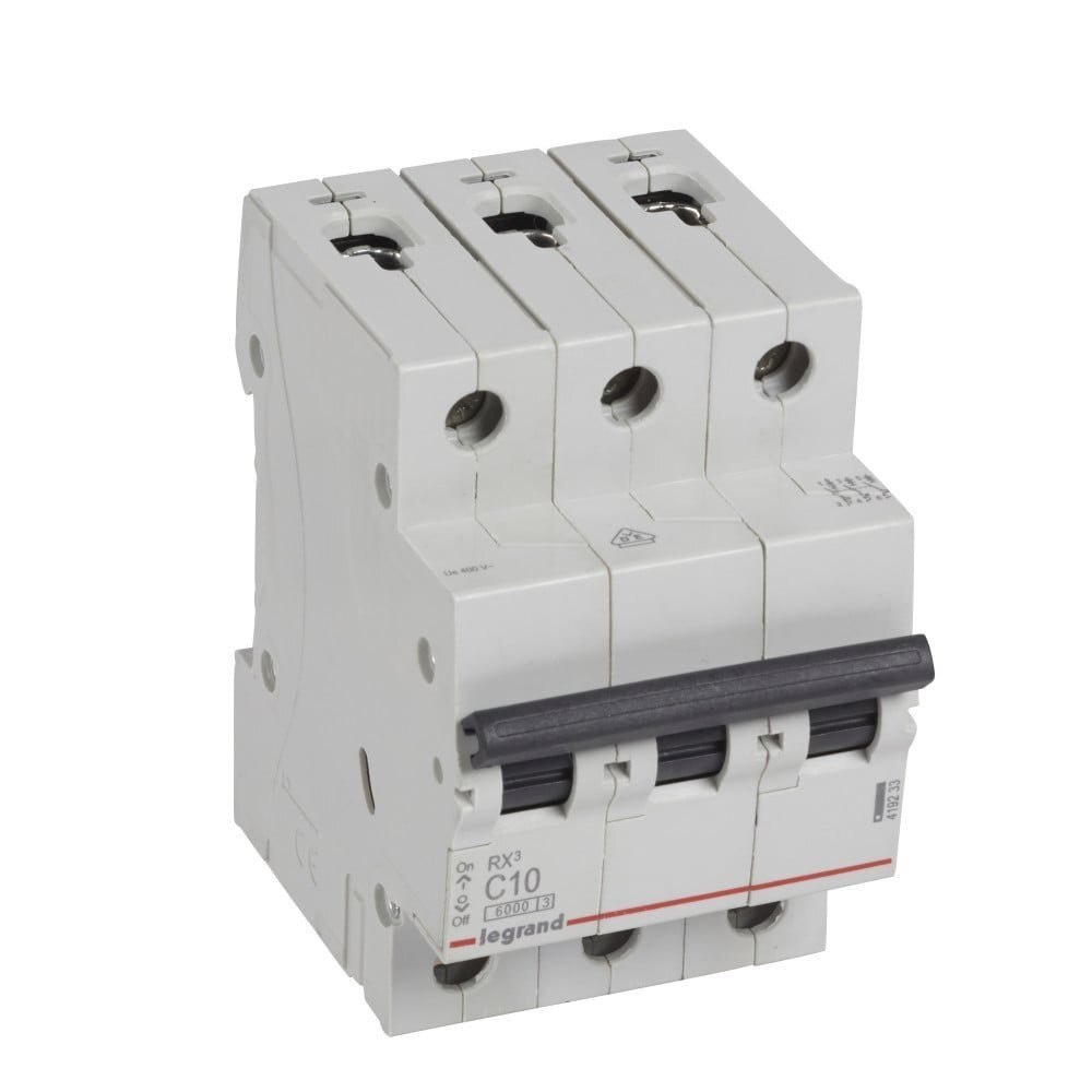 Automatinis jungiklis MCB RX3 Legrand 419233 (10A, 3P, 230V, 6kA) Automatinis jungiklis MCB RX3 Legrand 419233 (10A, 3P, 230V, 6kA)