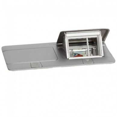 Įleidžiama modulinė dėžutė 2x4 mod. Legrand 654003 (metalinė, sidabro spalva) Įleidžiama modulinė dėžutė 2x4 mod. Legrand 654003 (metalinė, sidabro spalva)