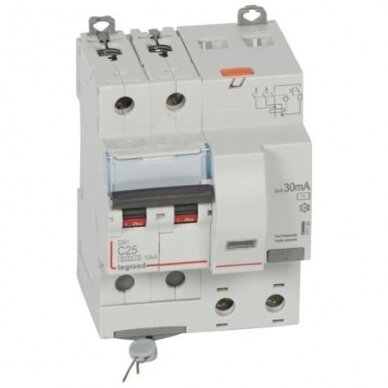 Srovės nuotekio relė su automatiniu jungikliu Legrand 411160 (C, 25A, 4P, 30mA, 230V) Srovės nuotekio relė su automatiniu jungikliu Legrand 411160 (C, 25A, 4P, 30mA, 230V)